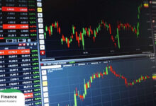 پیش بینی روند بازار فارکس در سال 2025 با ترکیب تحلیل سنتیمنت و AI